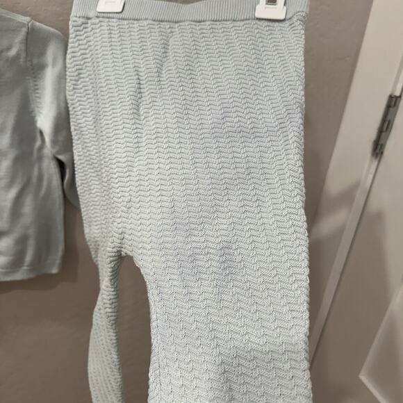 Tu Light Blue Penguin Sweater & Joggers Outfit - Picture 12 of 13